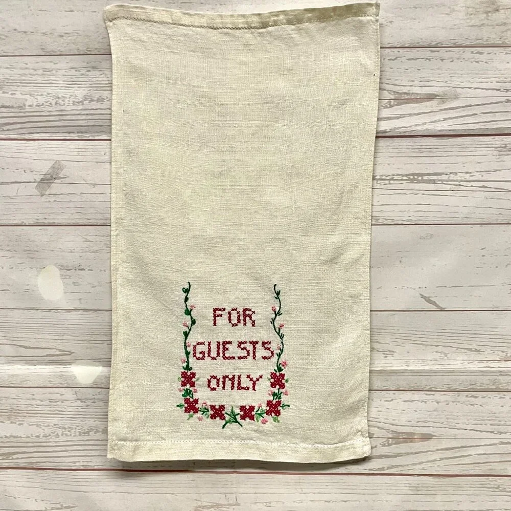 Vintage Embroidered Guest Hand Towel